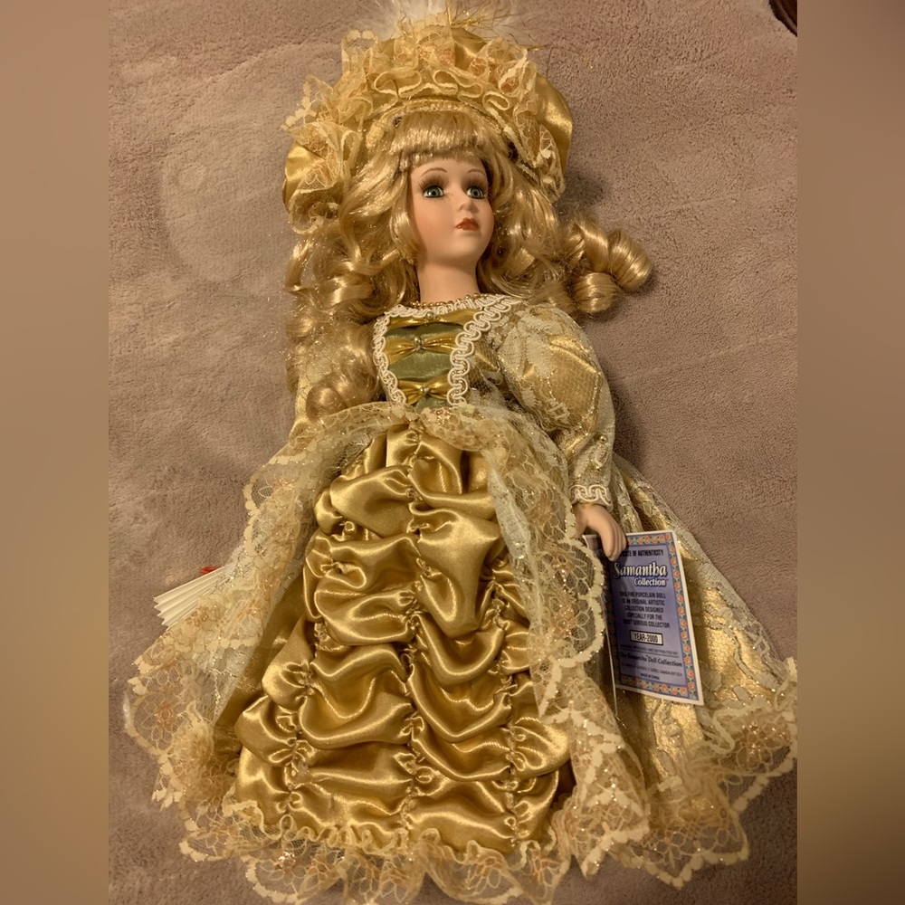 Samantha Doll Collection Porcelain Doll Fancy Gold Ball Gown Hat Authenticated
